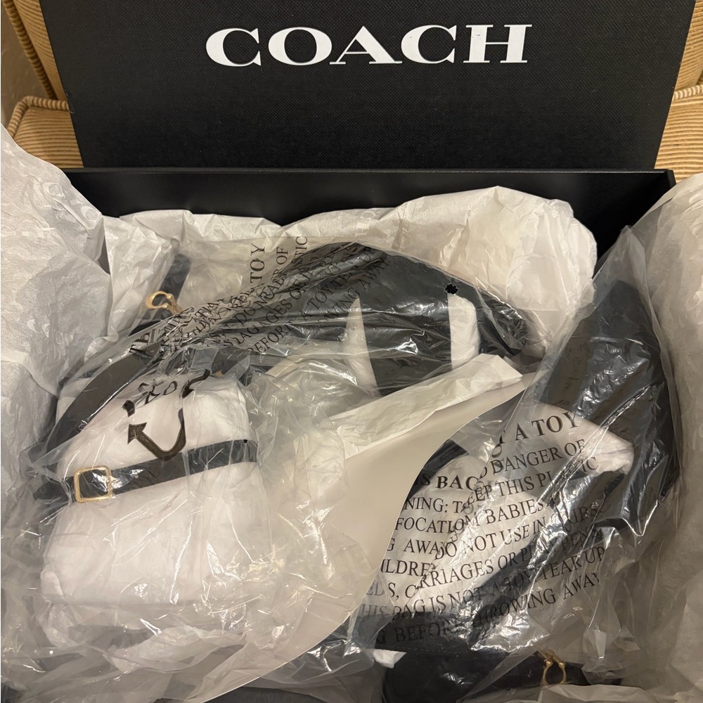 🔥NWT COACH Women's Regina Ankle Strap Sandals in Black - Size 8.5 - Picture 4 of 16